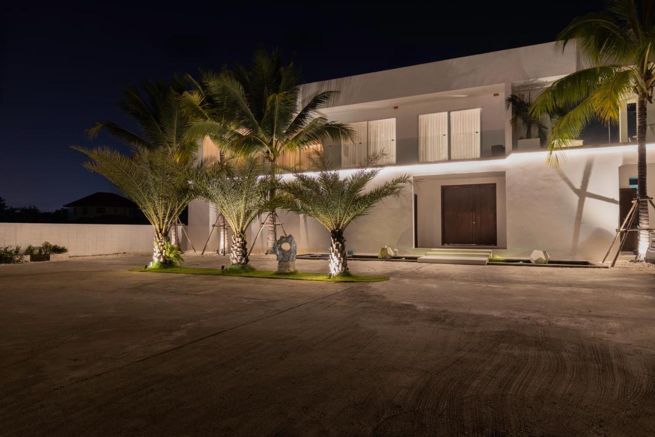 Palm Villa - Award Winning Modern Luxury & Exclusive Villa Resort เชียงใหม่ ภายนอก รูปภาพ